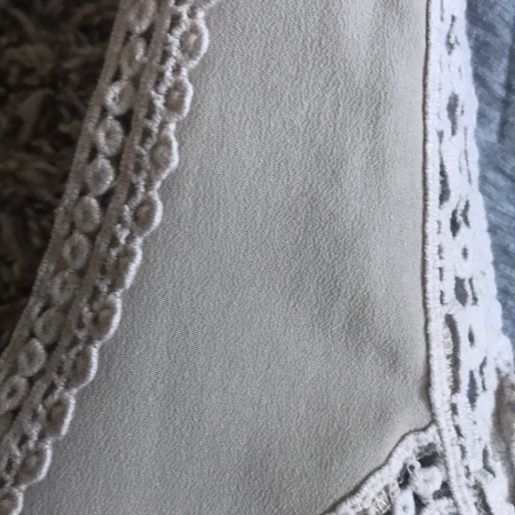 J crew tank top with fun detail! Size XS - Picture 7 of 8